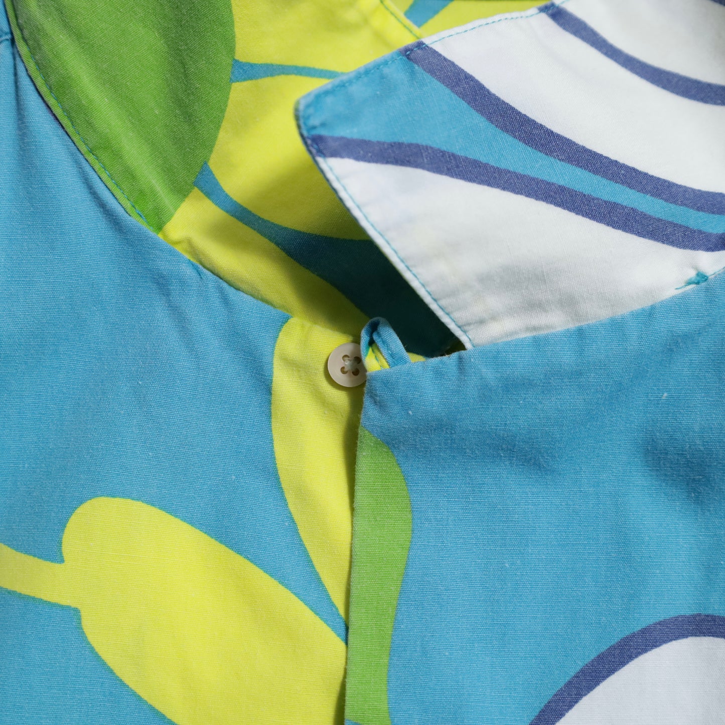 J.CREW ALL-OVER PATTERN COTTON HAWAIIAN SHIRT (XLARGE/GOOD CONDITION)
