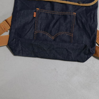 LEVI'S DENIM BACKPACK (GOOD CONDITION)