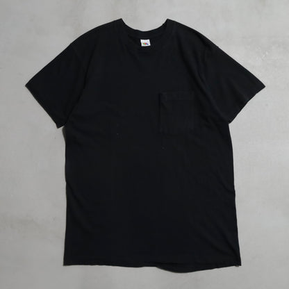 FRUIT OF THE LOOM BLACK PLAIN T-SHIRT (ONE POCKET/XLARGE/GOOD CONDITION)