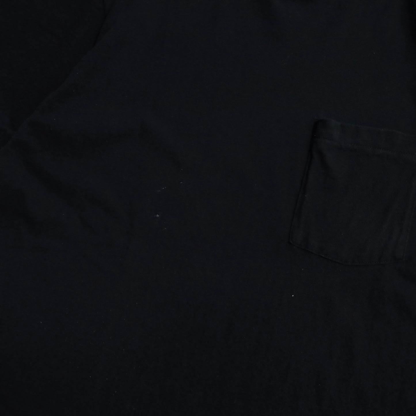 FRUIT OF THE LOOM BLACK PLAIN T-SHIRT (ONE POCKET/XLARGE/GOOD CONDITION)