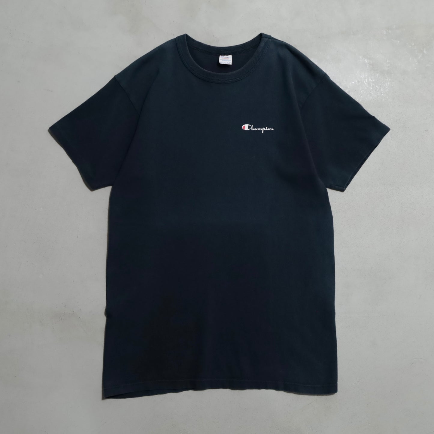 CHAMPION SCRIPT LOGO T-SHIRT (BLACK/LARGE/GOOD CONDITION)
