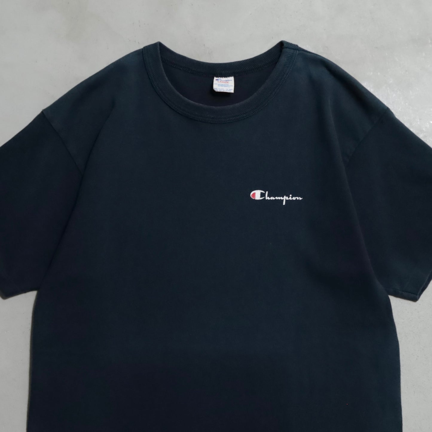 CHAMPION SCRIPT LOGO T-SHIRT (BLACK/LARGE/GOOD CONDITION)