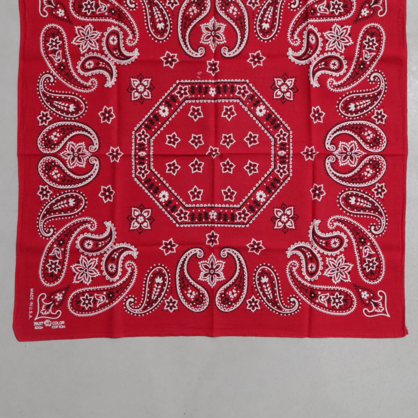 ELEPHANT BRAND PAISLEY PATTERN BANDANA (GOOD CONDITION)