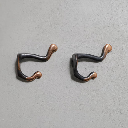 JAPAN COLOR HAT&COAT HOOKS (2PIECES/GOOD CONDITION)