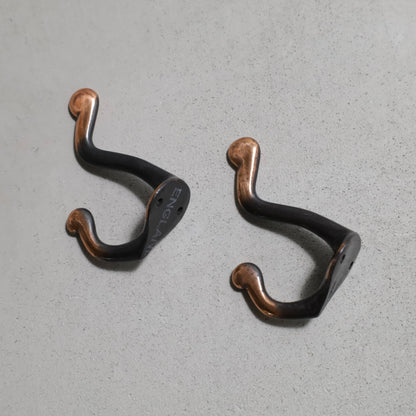 JAPAN COLOR HAT&COAT HOOKS (2PIECES/GOOD CONDITION)