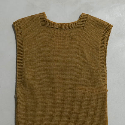 AROUND WWI-WWII AMERICAN RED CROSS KNIT VEST (GOOD CONDITION)