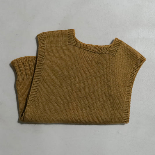 AROUND WWI-WWII AMERICAN RED CROSS KNIT VEST (GOOD CONDITION)