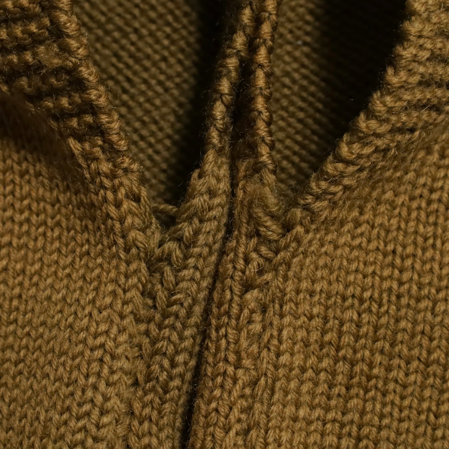 AROUND WWI-WWII AMERICAN RED CROSS KNIT VEST (GOOD CONDITION)