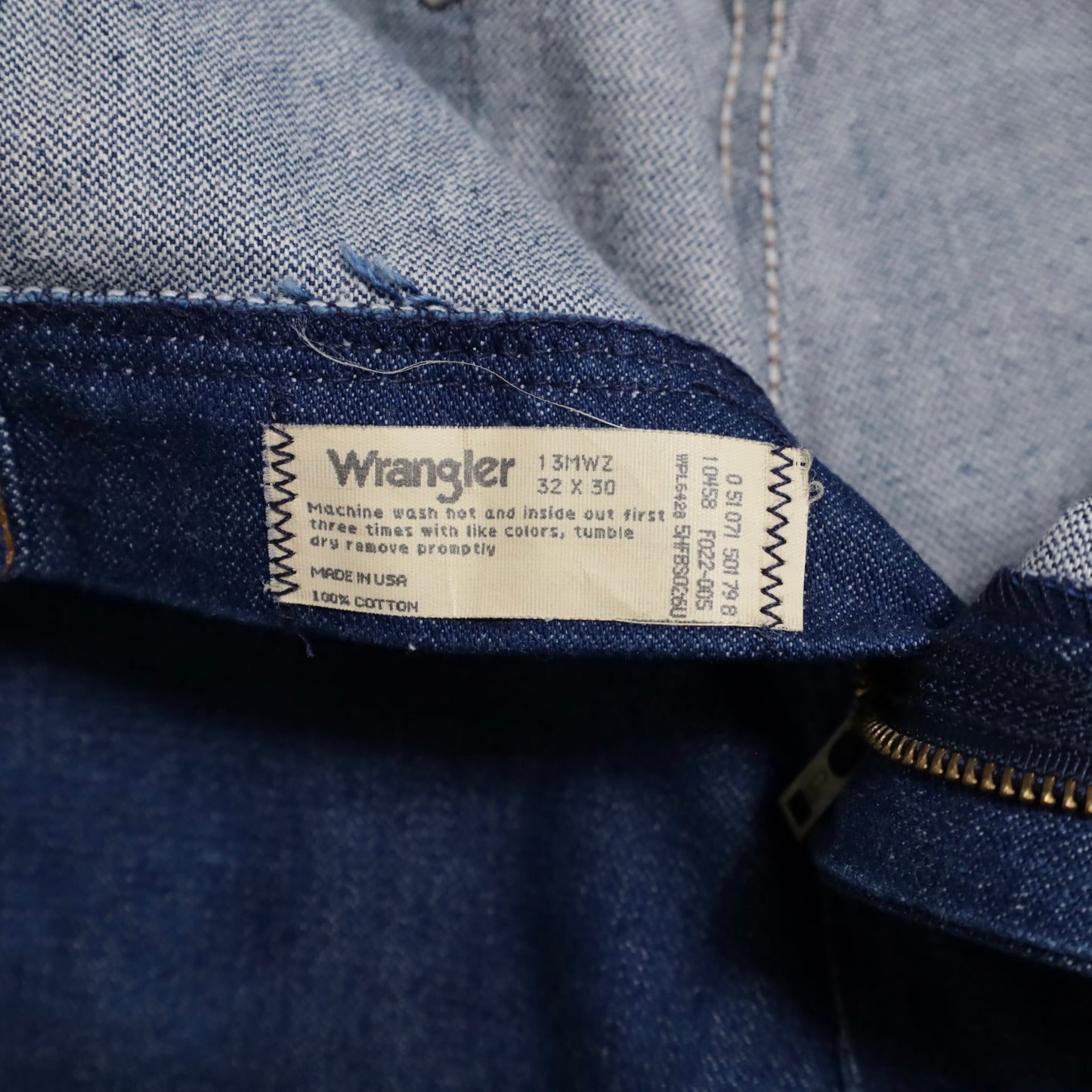 WRANGLER 13MWZ DENIM PANTS (W32L30/GOOD CONDITION)