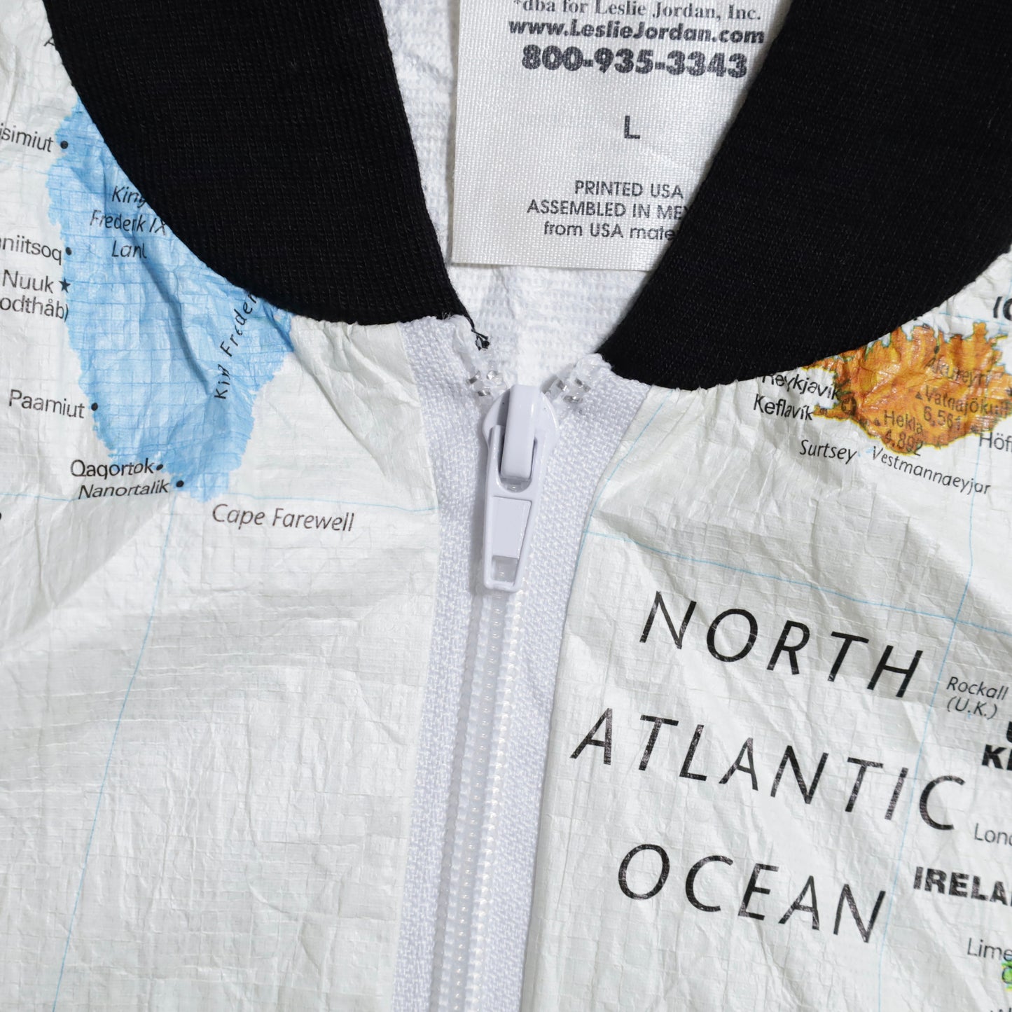 LESLIE JORDAN WORLD MAP PAPER JACKET (LARGE/VERY GOOD CONDITION)