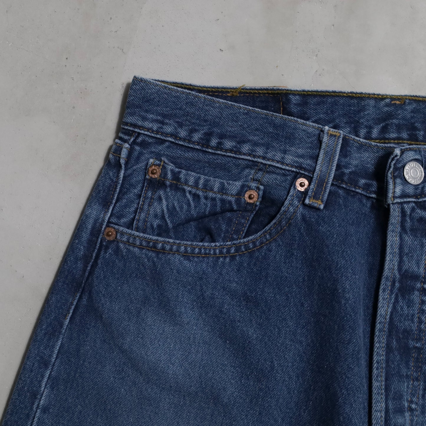 DEAD STOCK LEVI'S 501-0195 WASHED DENIM PANTS (W31/L30)