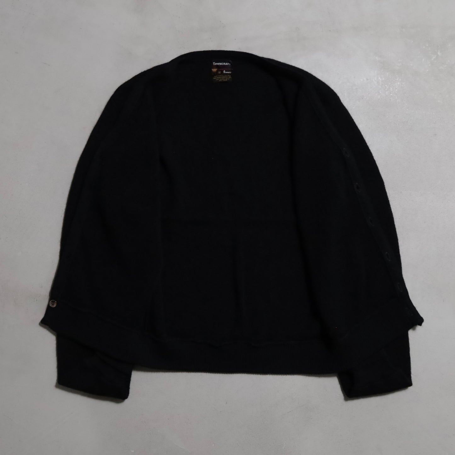 TOWNCRAFT BLACK ALPACA CARDIGAN (MEDIUM/GOOD CONDITION)