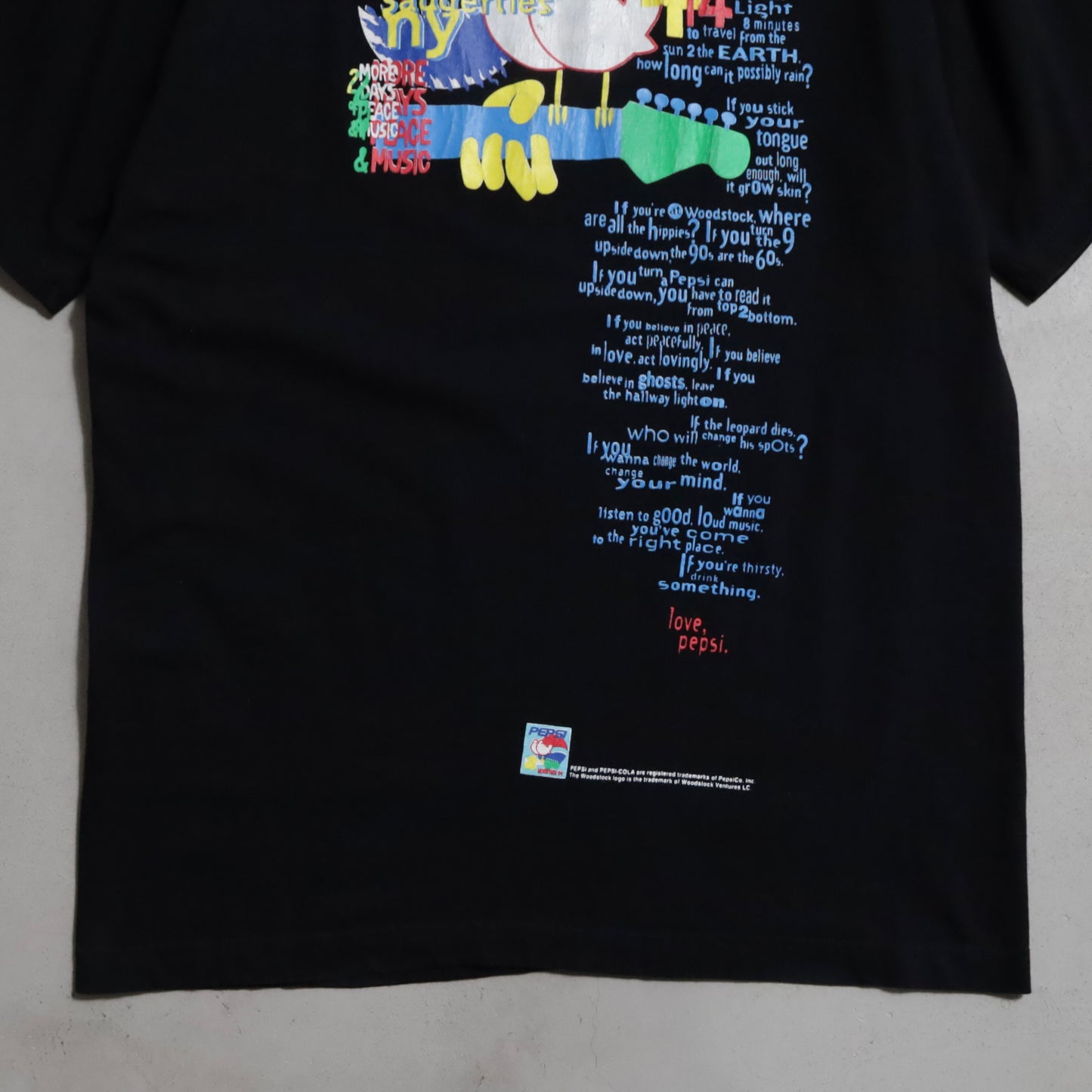 WOODSTOCK '94 MUSIC T-SHIRT (25TH ANNIVERSARY/LARGE/GOOD CONDITION)