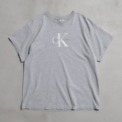 CALVIN KLEIN ROGO T-SHIRT (XLARGE/GOOD CONDITION)