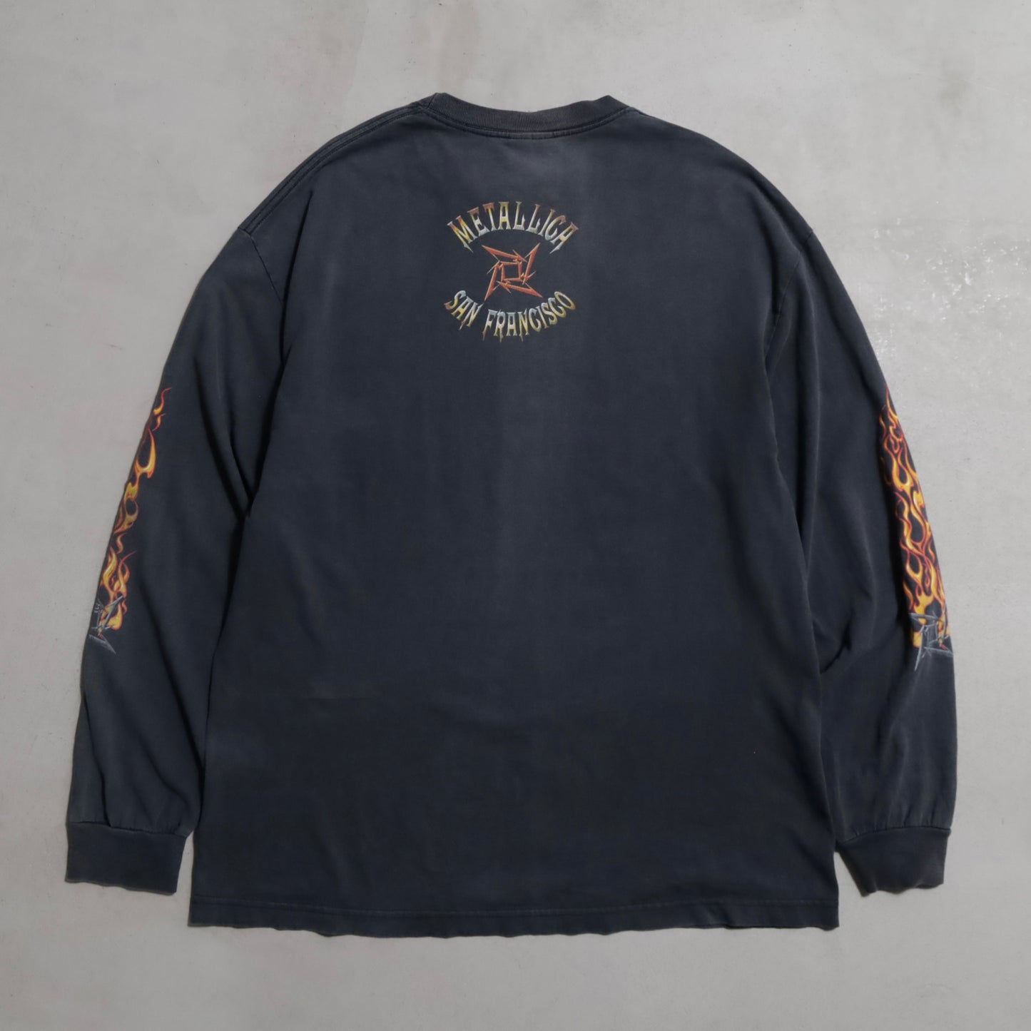 METALLICA "SAN FRANCISCO" MUSIC L/S T-SHIRT (FLAME PATTERN/XLARGE/GOOD CONDITION)