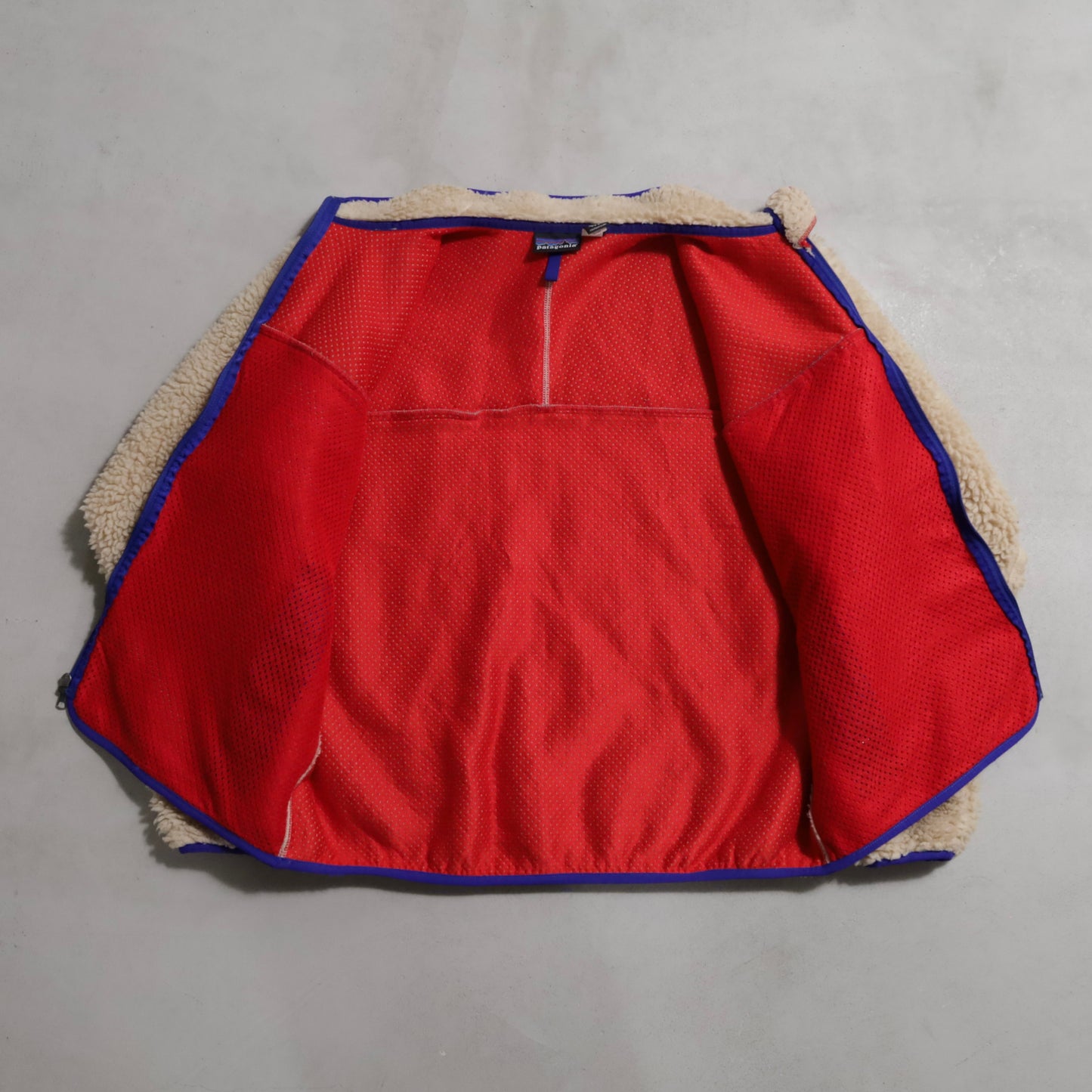PATAGONIA CLASSIC RETRO CARDIGAN (LARGE/VERY GOOD CONDITION)