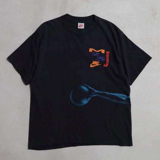 NIKE MICHAEL JORDAN T-SHIRT (MEDIUM/GOOD CONDITION)