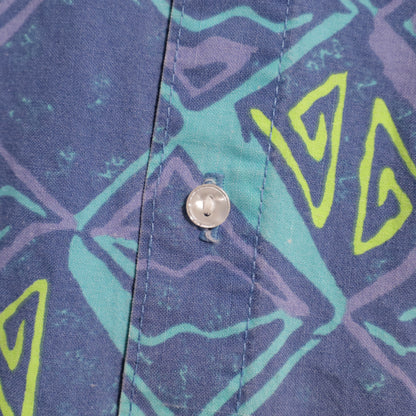 QUIKSILVER ALL-OVER PATTERN S/S B.D. SHIRT (XLARGE/GOOD CONDITION)