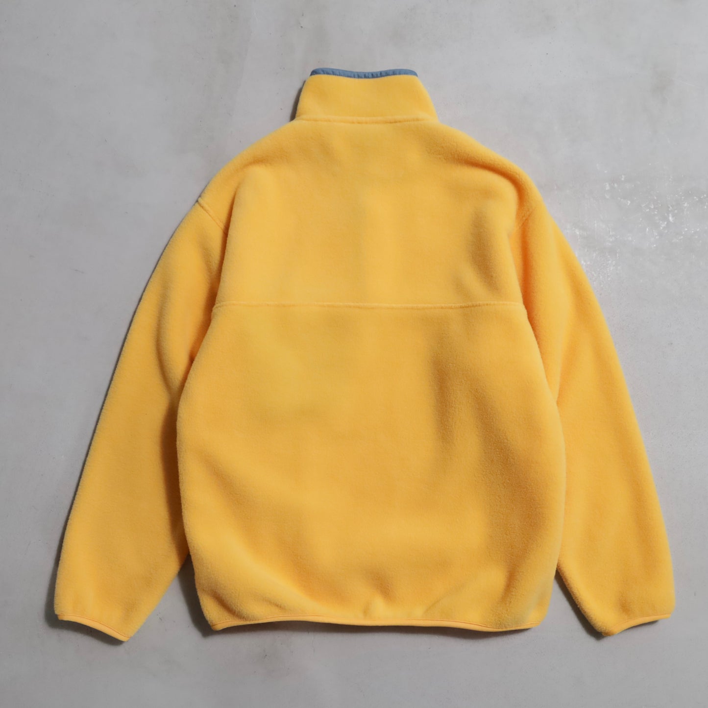 ALMOST DEAD STCOK PATAGONIA SNAP-T FLEECE JACKET (MEDIUM)