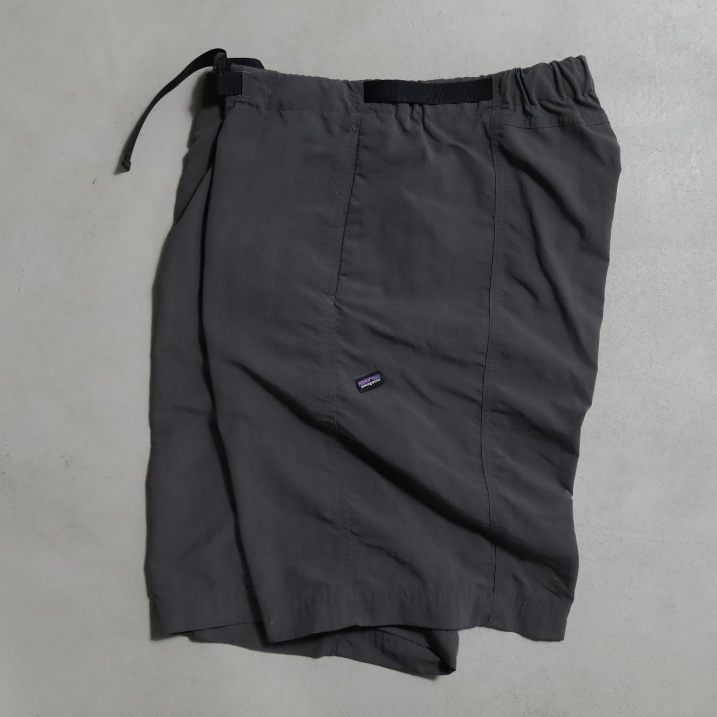PATAGONIA GI III NYLON SHORTS (LARGE/GOOD CONDITION)