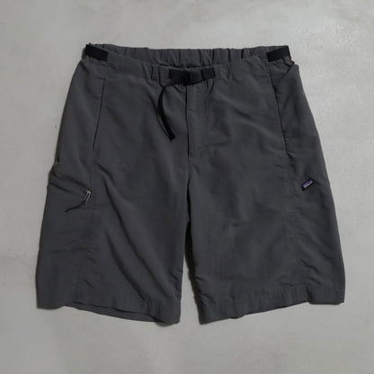 PATAGONIA GI III NYLON SHORTS (LARGE/GOOD CONDITION)