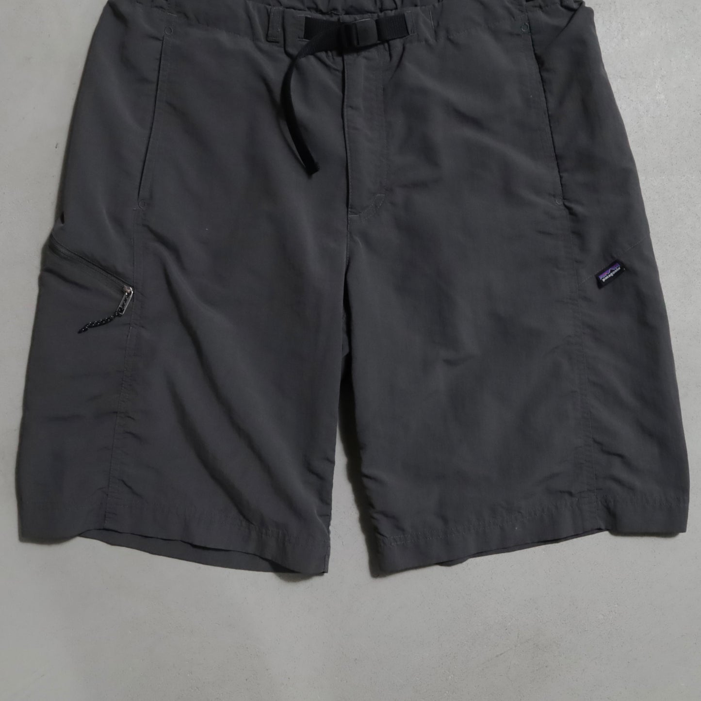 PATAGONIA GI III NYLON SHORTS (LARGE/GOOD CONDITION)