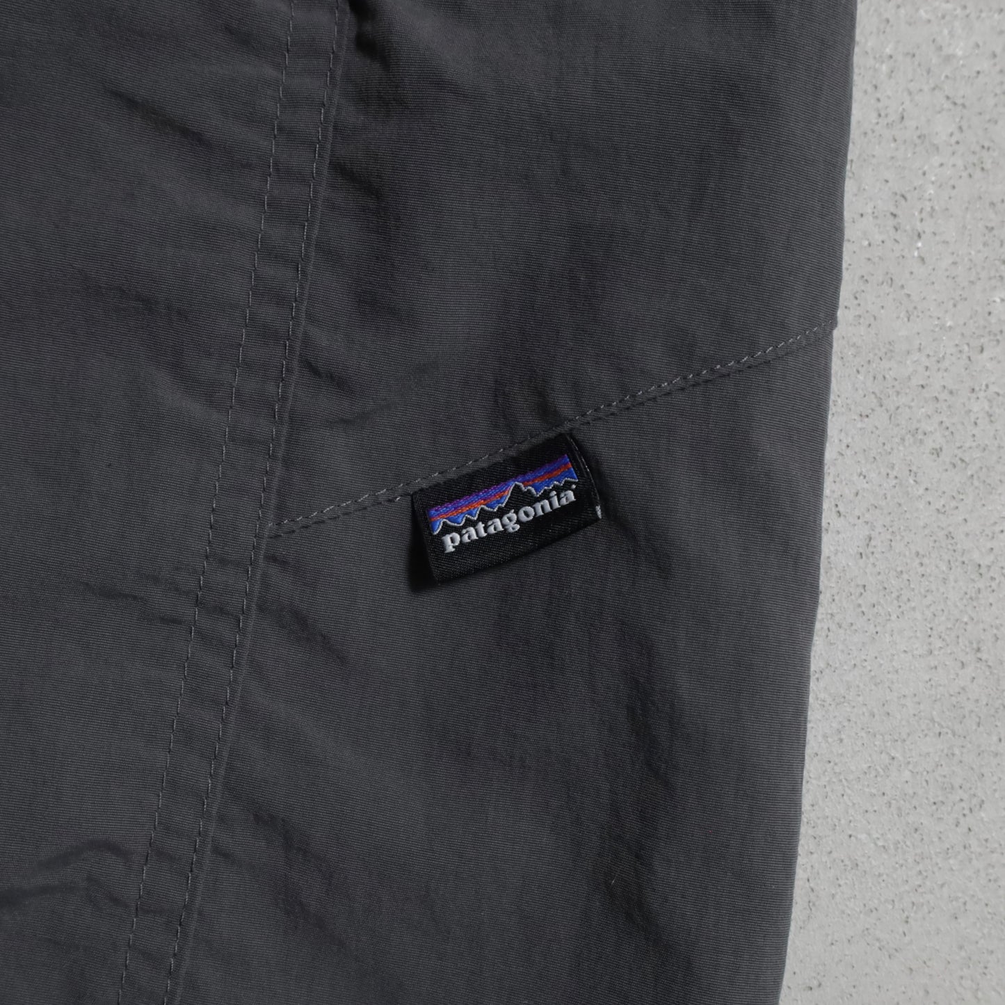PATAGONIA GI III NYLON SHORTS (LARGE/GOOD CONDITION)