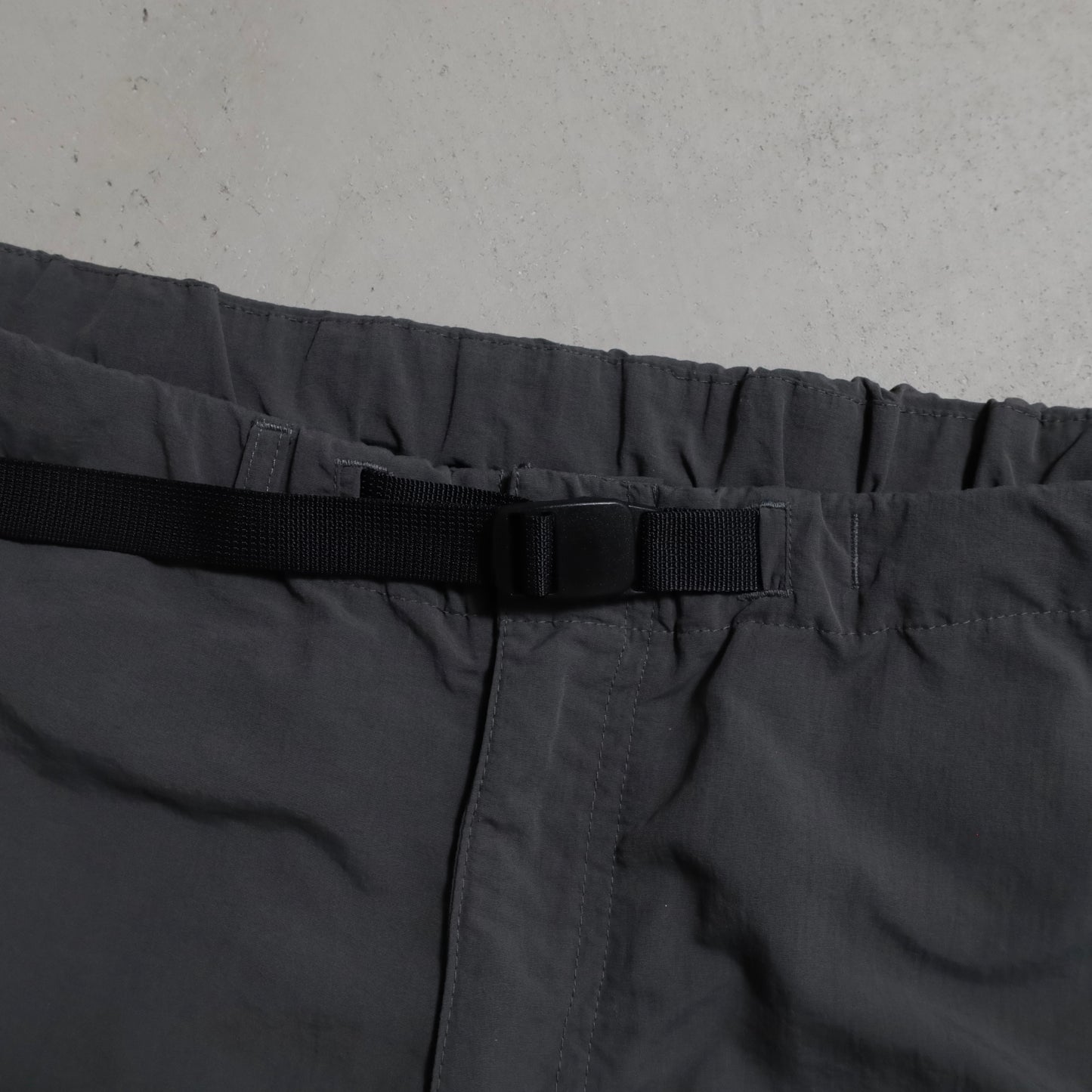 PATAGONIA GI III NYLON SHORTS (LARGE/GOOD CONDITION)