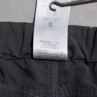 PATAGONIA GI III NYLON SHORTS (LARGE/GOOD CONDITION)