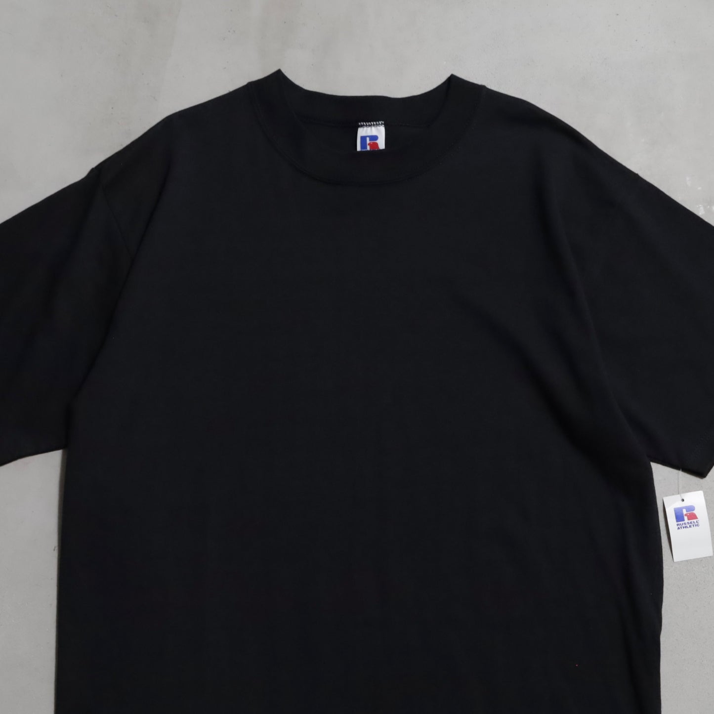 DEAD STOCK RUSSELL BLACK PLAIN T-SHIRT (XLARGE)