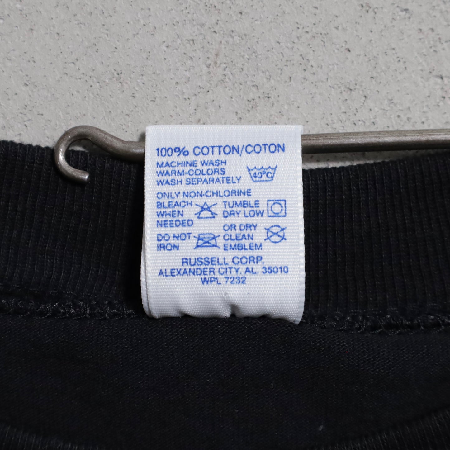 DEAD STOCK RUSSELL BLACK PLAIN T-SHIRT (XLARGE)