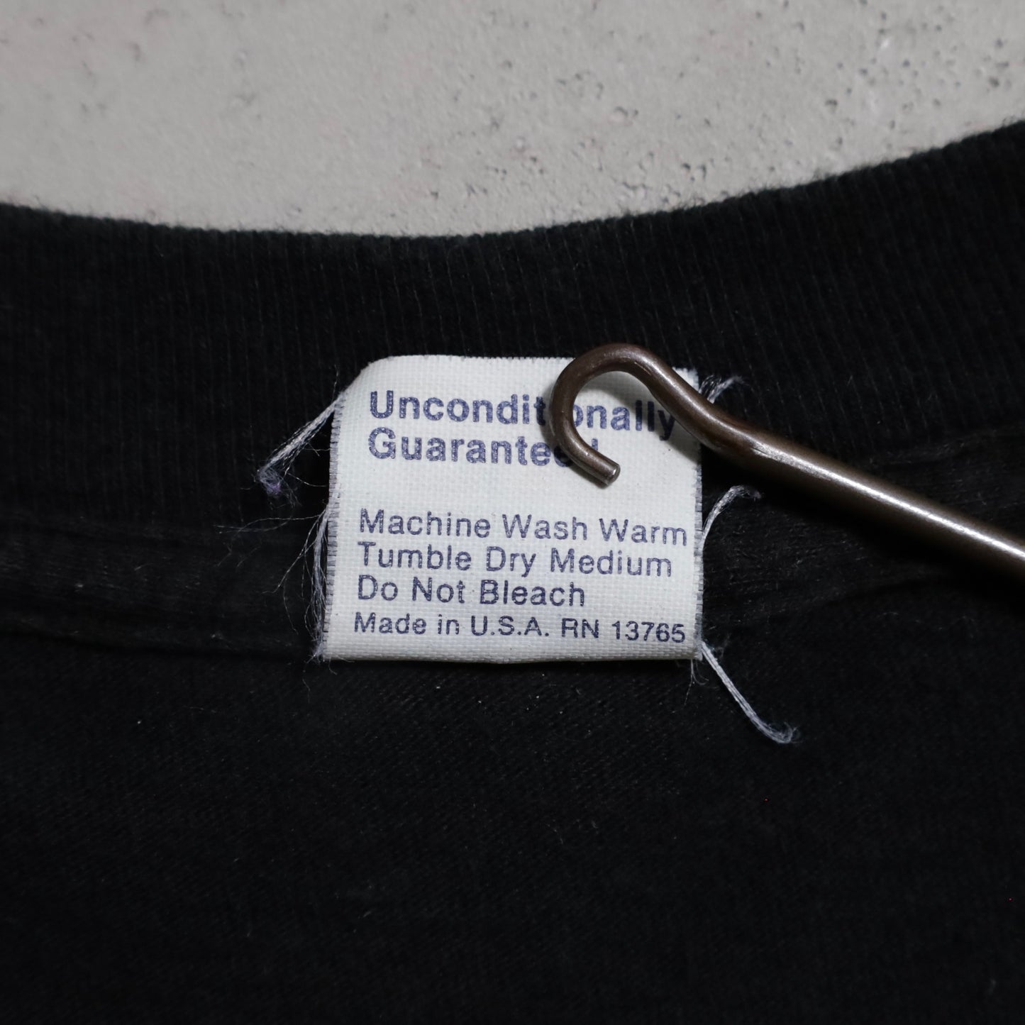 BVD BLACK PLAIN T-SHIRT (ONE POCKET/XLARGE/GOOD CONDITION)