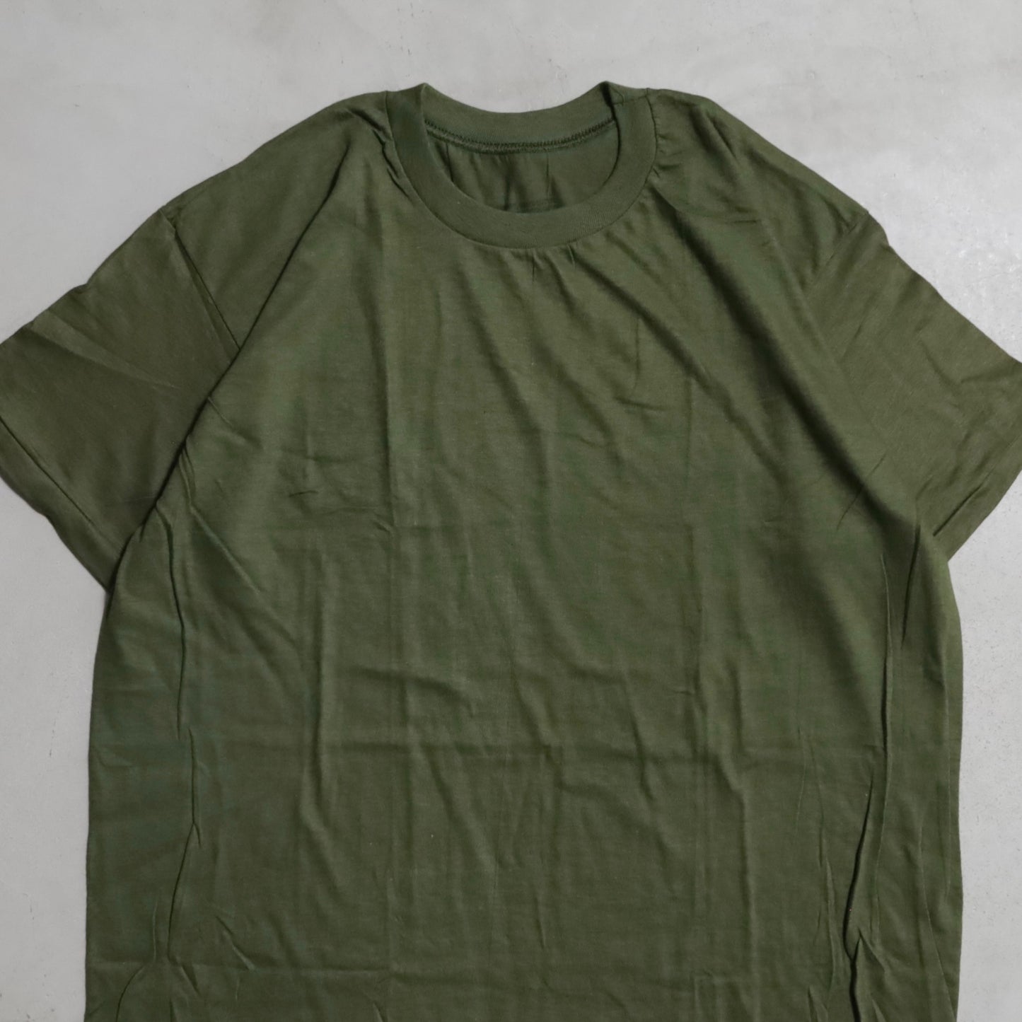 DEAD STOCK U.S.MILITARY COTTON UNDERSHIRT (LARGE 42-44)