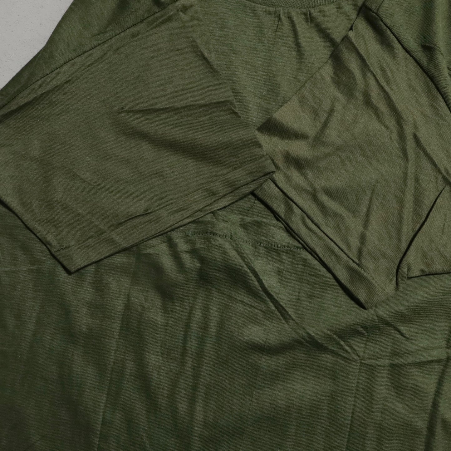 DEAD STOCK U.S.MILITARY COTTON UNDERSHIRT (LARGE 42-44)