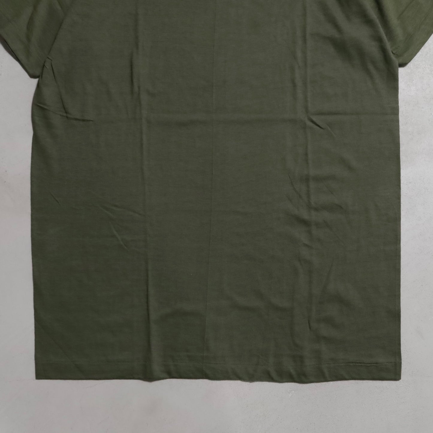 DEAD STOCK U.S.MILITARY COTTON UNDERSHIRT (XLARGE 46-48)