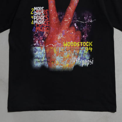 WOODSTOCK '94 MUSIC T-SHIRT (25TH ANNIVERSARY/LARGE/MINT CONDITION)