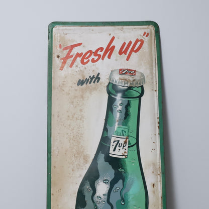 7UP BOTTLE LOGO ADVERTISING SIGN (GOOD CONDITION)