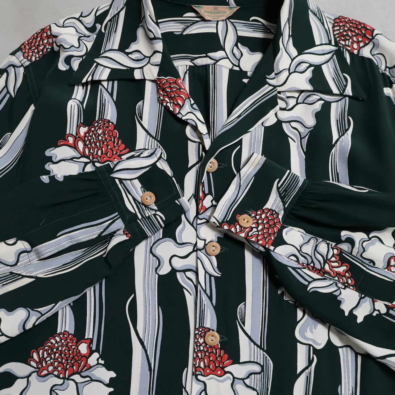 KAMEHAMEHA TORCH GINGER STRIPE PATTERN L/S HAWAIIAN SHIRT (MEDIUM/MINT CONDITION)