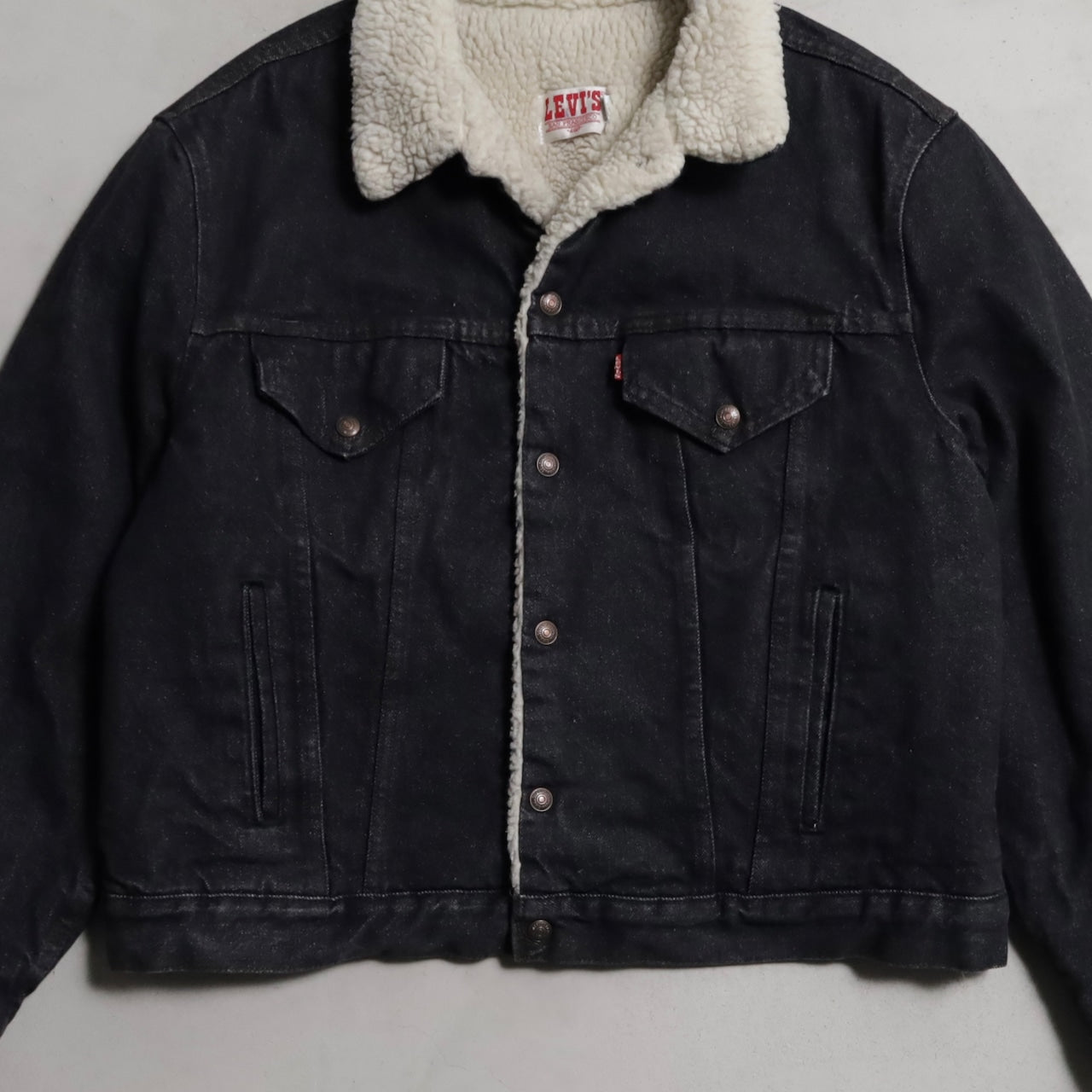 LEVI'S 70608-0259 BLACK DENIM BOA RANCH JACKET (SIZE 46R/GOOD CONDITION)